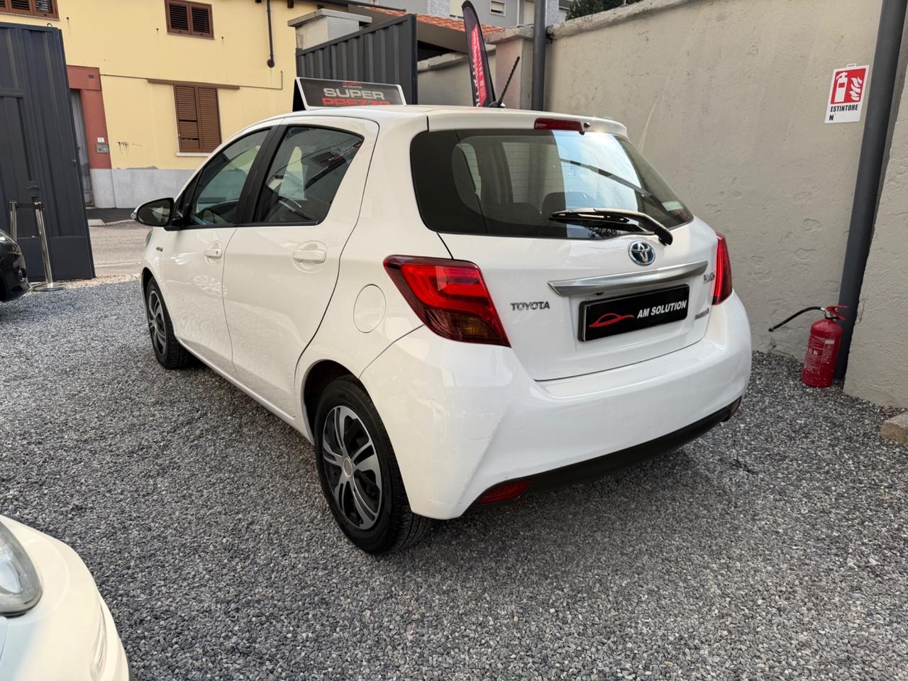 Toyota Yaris 1.5 Hybrid Neopatentati Euro 6