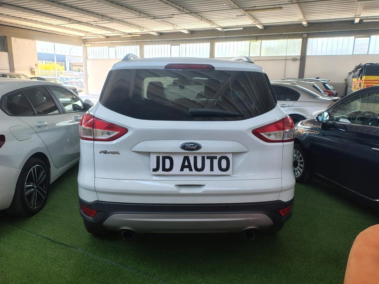 Ford Kuga 2.0 TDCI 140 CV 4WD Titanium