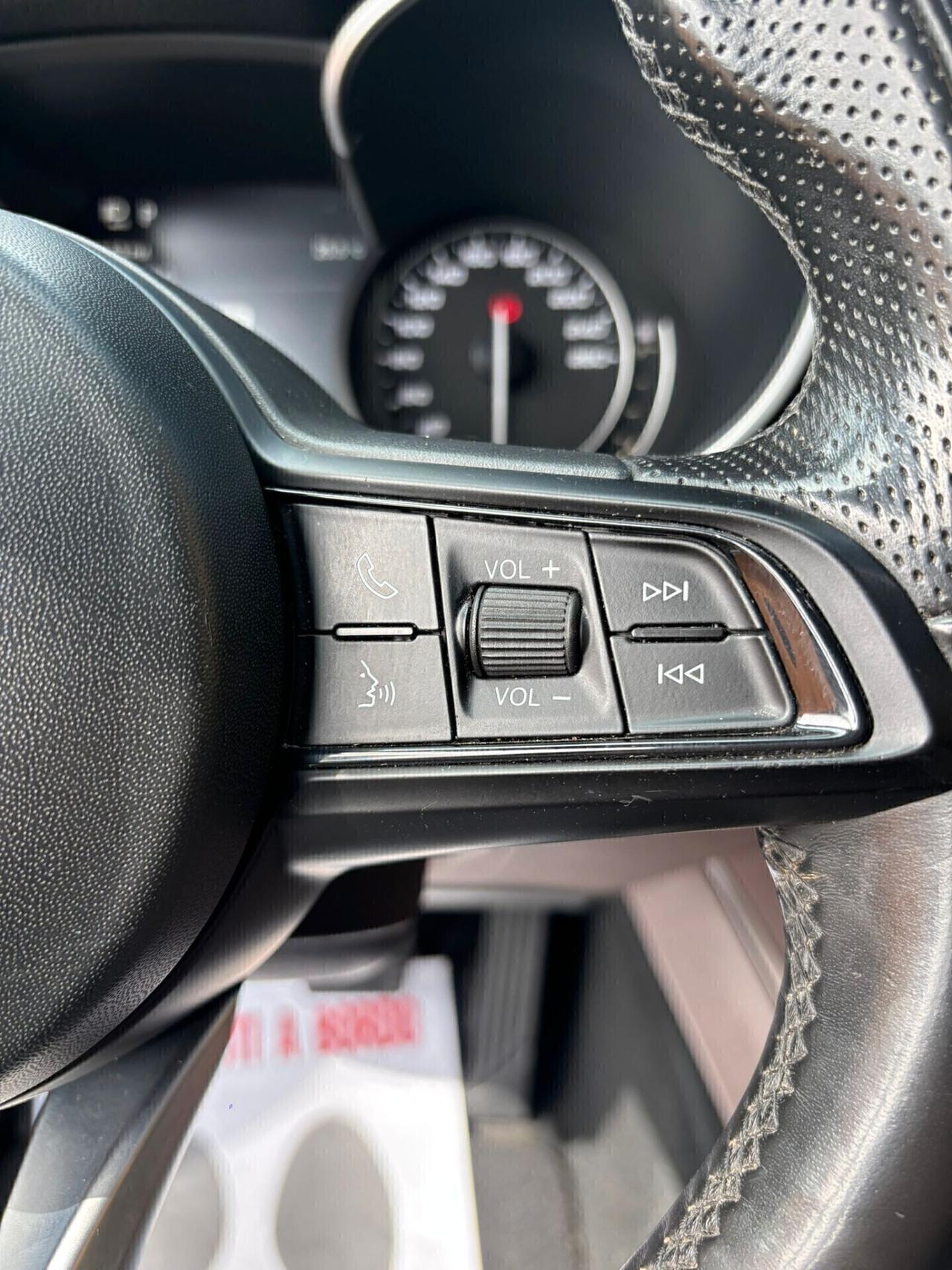 Alfa Romeo Stelvio 2.2 Turbodiesel 190 CV AT8 Q4 super.+//