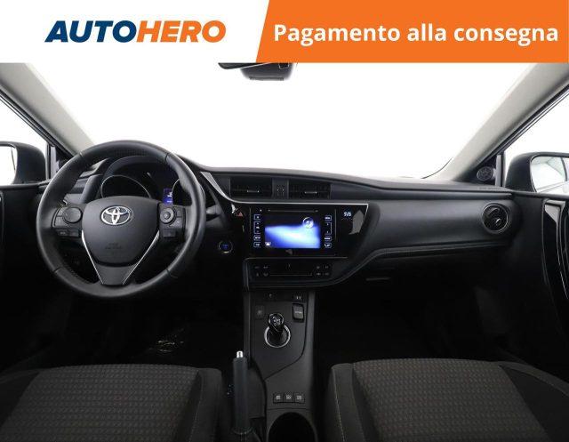 TOYOTA Auris 1.8 Hybrid Black Edition