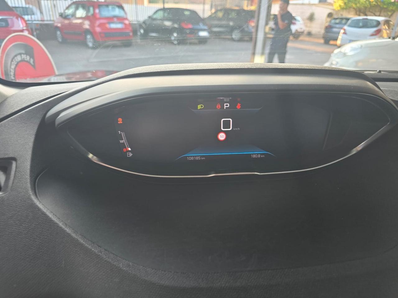 Peugeot 3008 BlueHDi 130 S&S Allure