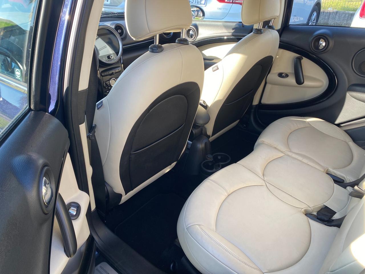 MINI - Countryman - Cooper D Automatica - NEOPATEN