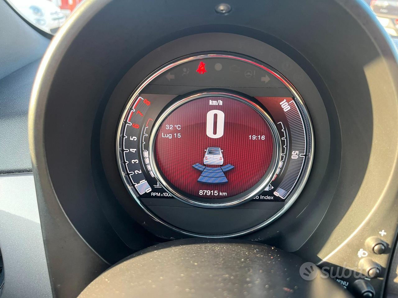 Fiat 500 C 1.0 Hybrid Dolcevita Navigatore