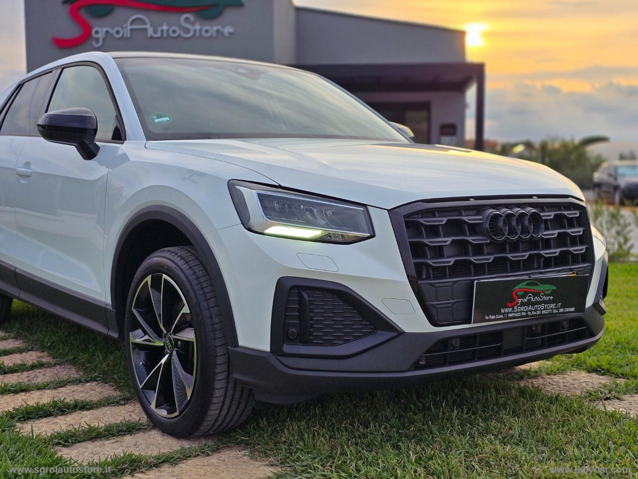 AUDI Q2 30 TDI Business Advanced