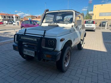Suzuki SJ 413 SJ413 Cabriolet De Luxe