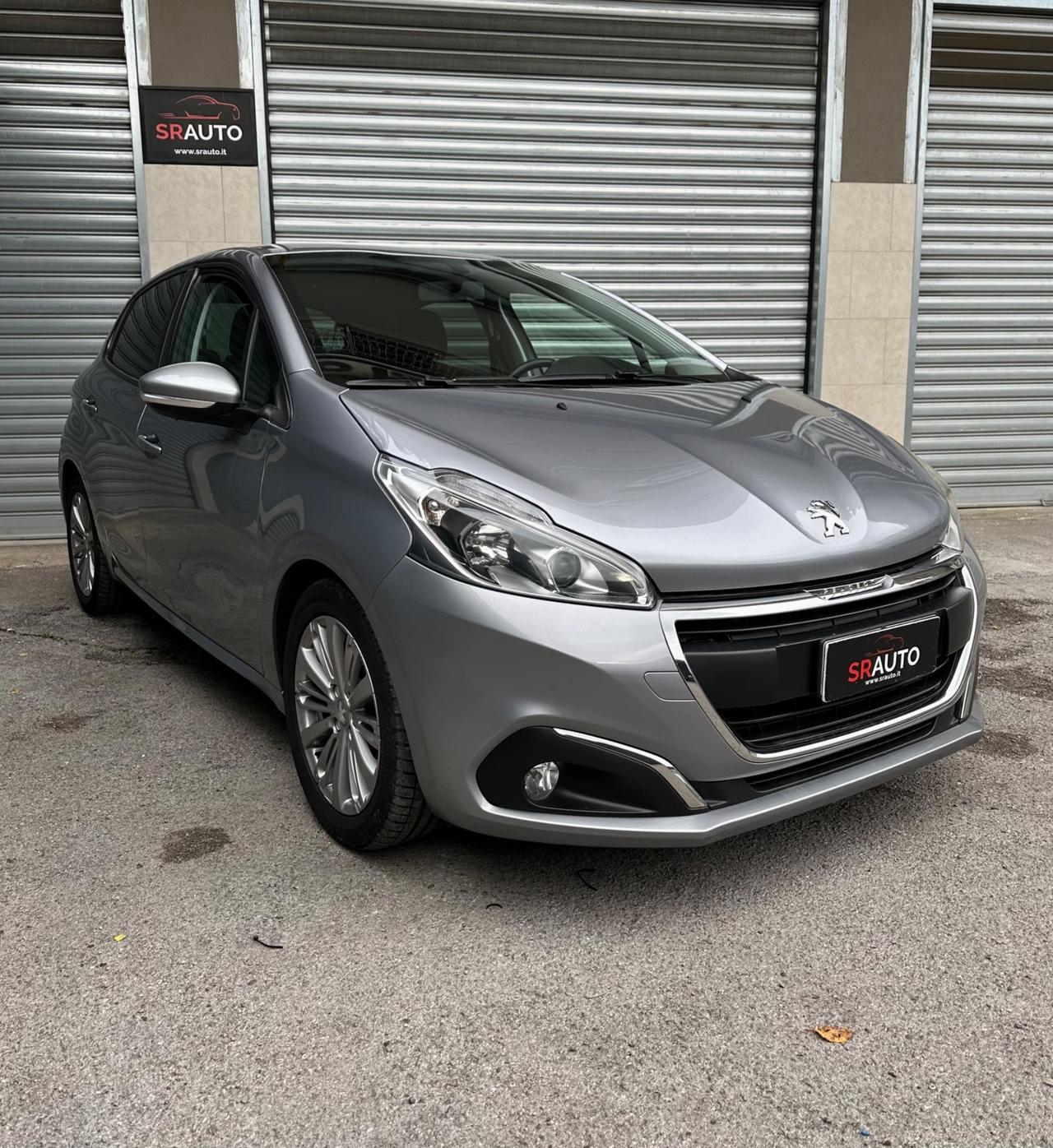 Peugeot 208 1.5 BlueHDi 100cv 5p. Allure