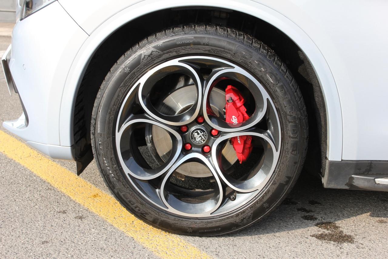 Alfa Romeo Stelvio 2.2 Turbodiesel 210 CV AT8 Q4 Veloce PELLE NAVY BAULE ELETT.