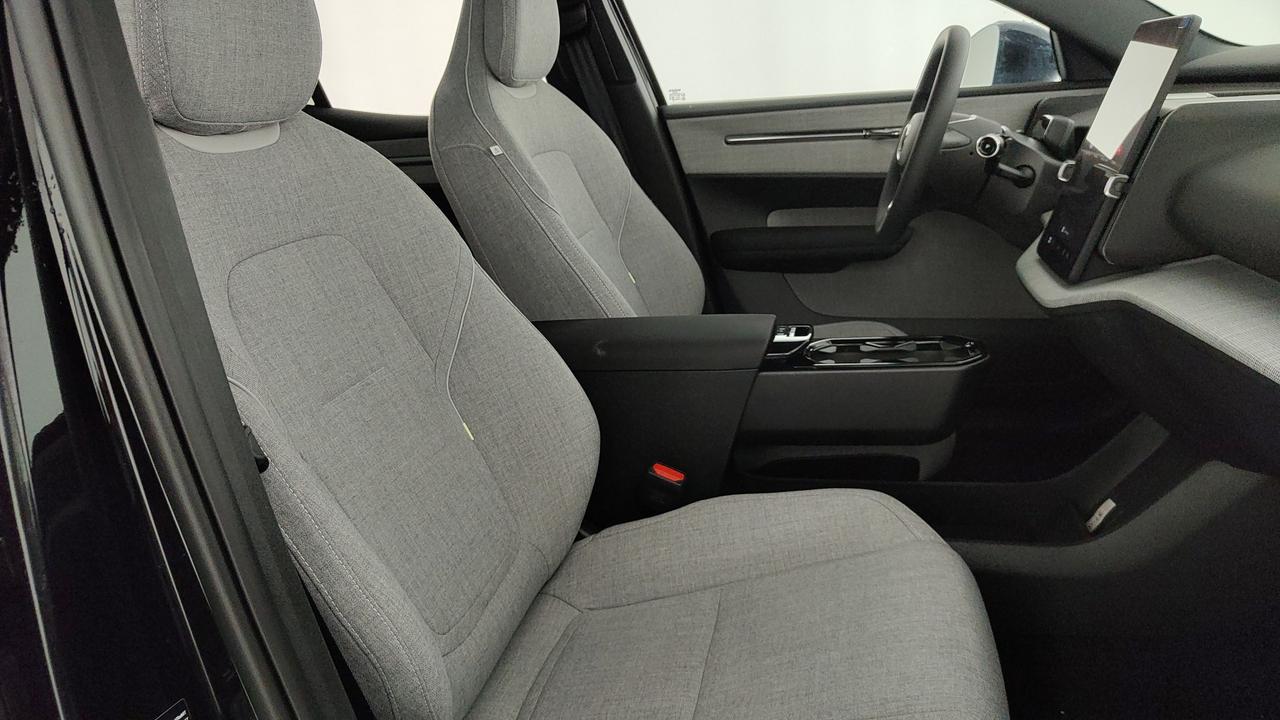 VOLVO EX30 Single Motor Extended Range Ultra rwd