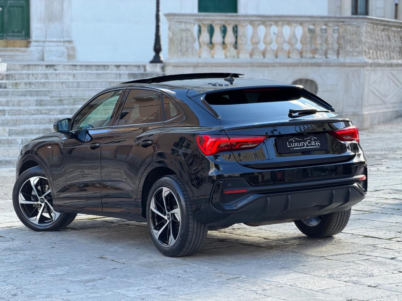 Audi Q3 SPORTBACK 35 TDI 2.0 150 CV S LINE TRONIC IDENTITY BLACK TETTO