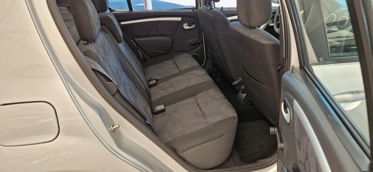 Dacia Sandero 1.5 dCi 85cv Lauréate