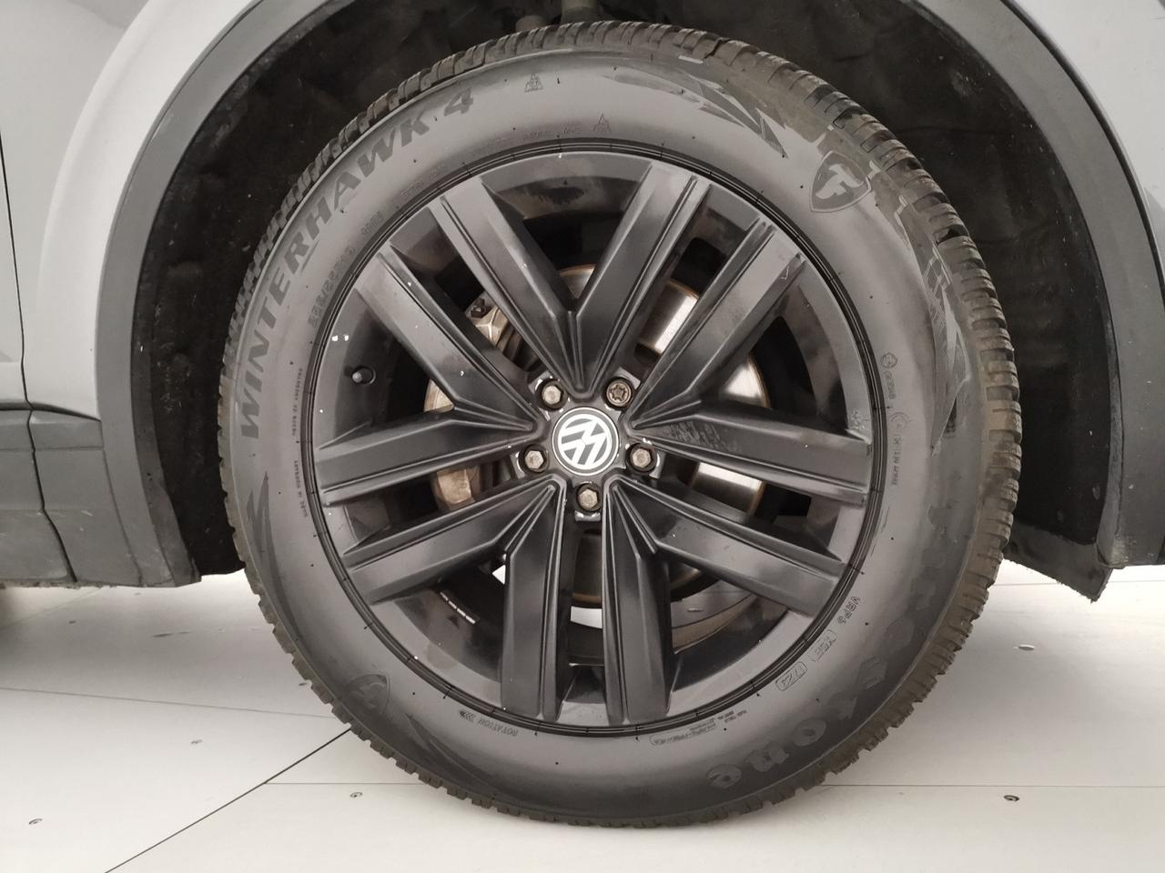 VOLKSWAGEN Touareg III 2018 - Touareg 3.0 V6 tdi Advanced 231cv tiptron