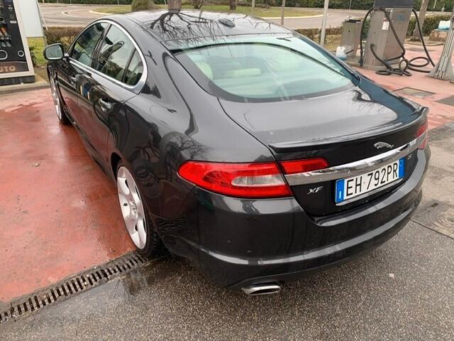 Jaguar XF 3.0 DS V6 Luxury- Finanziabile