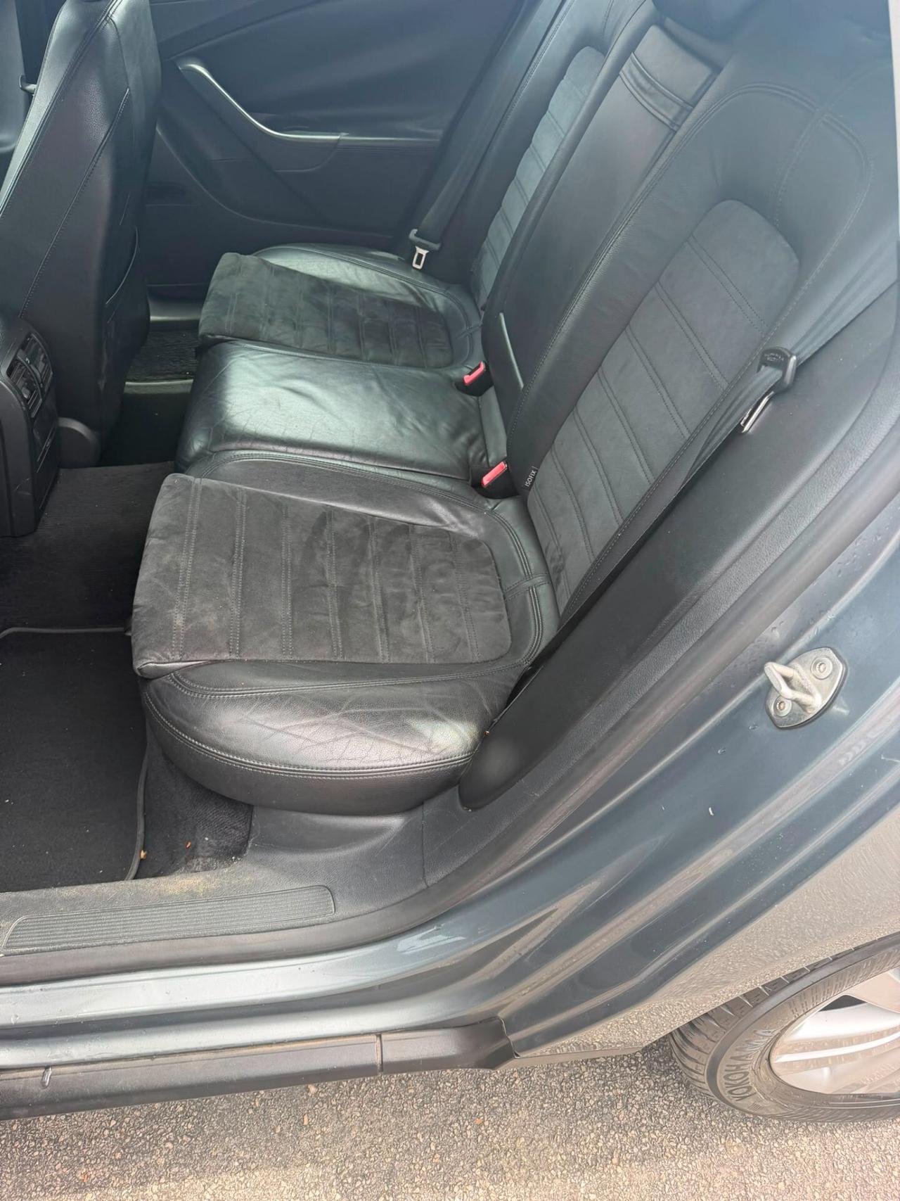 Volkswagen Passat 2.0 TDI DPF Var. Highline