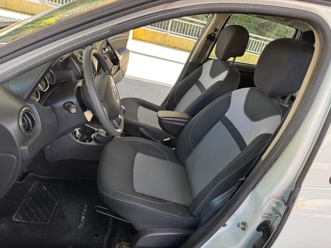 Dacia Duster 1.5 dCi 110CV 4x4 gancio traino EURO6 2016