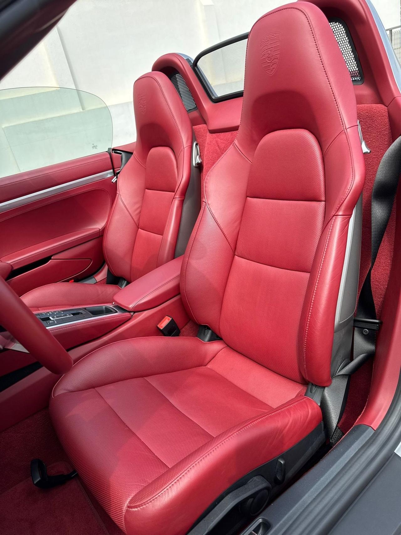 Porsche 718 Spyder Boxster 2.0
