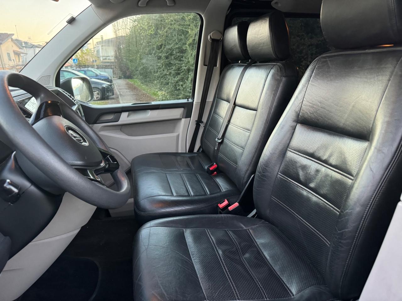 Volkswagen Transporter 2.0 TDI 150CV DSG PC Kombi