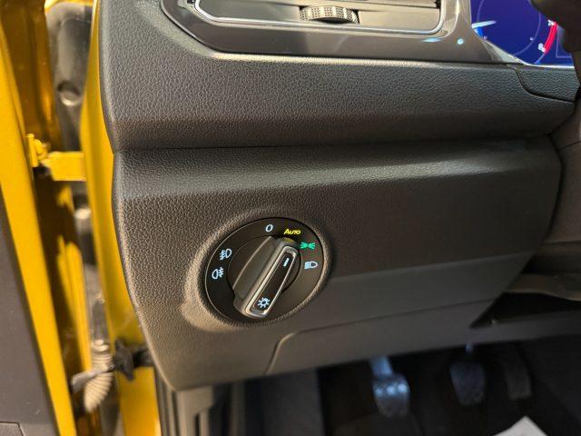 VOLKSWAGEN T-Roc 1.5 TSI Advanced Full LED 18" Camera AppConnect