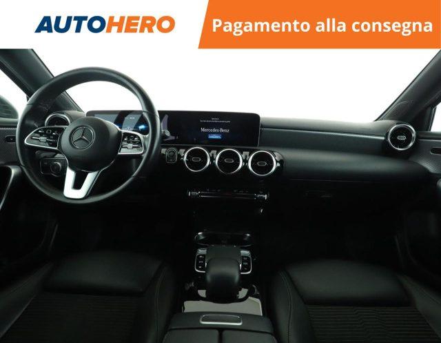 MERCEDES-BENZ A 200 Automatic Sport