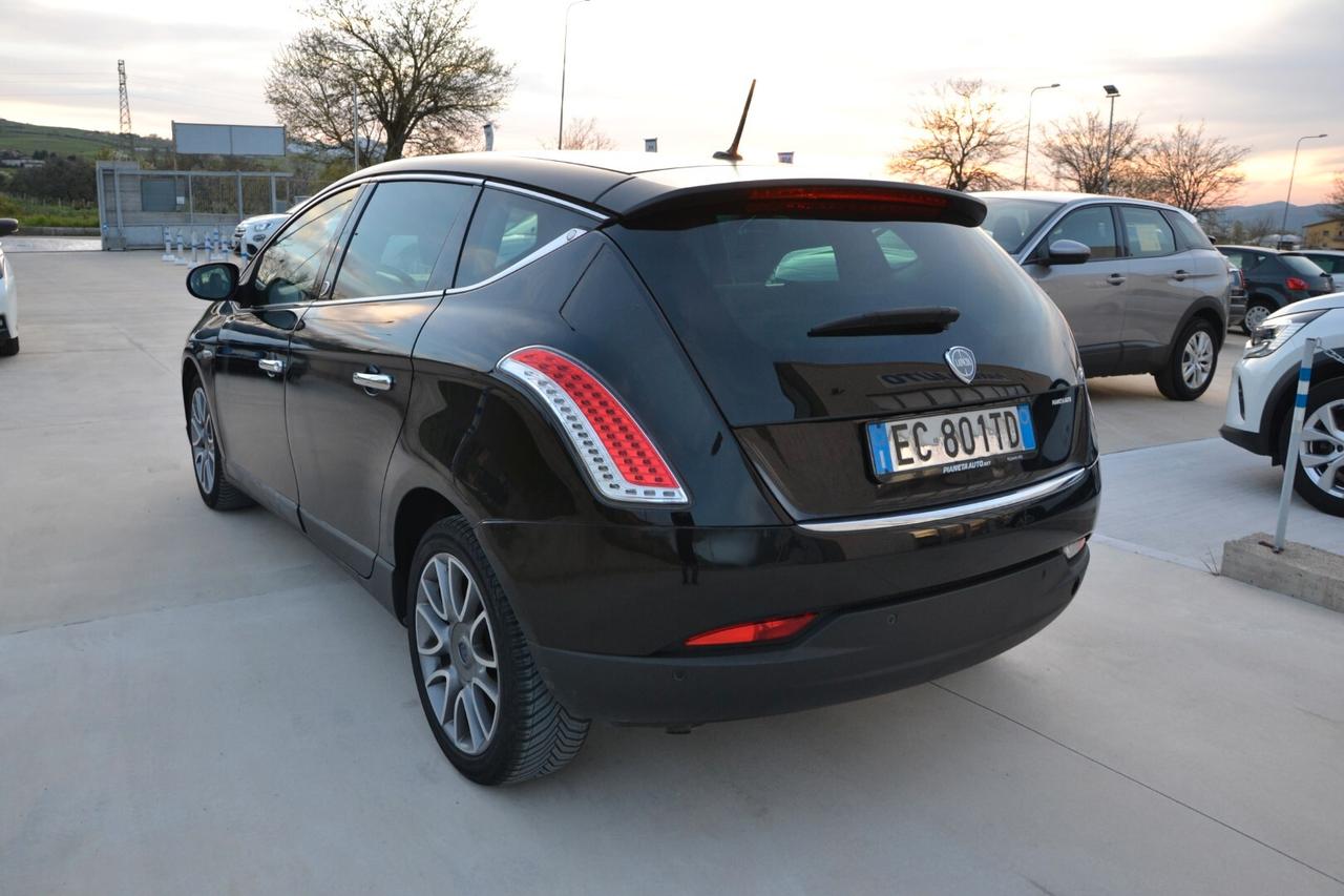 Lancia Delta 1.6 MJT DPF Oro