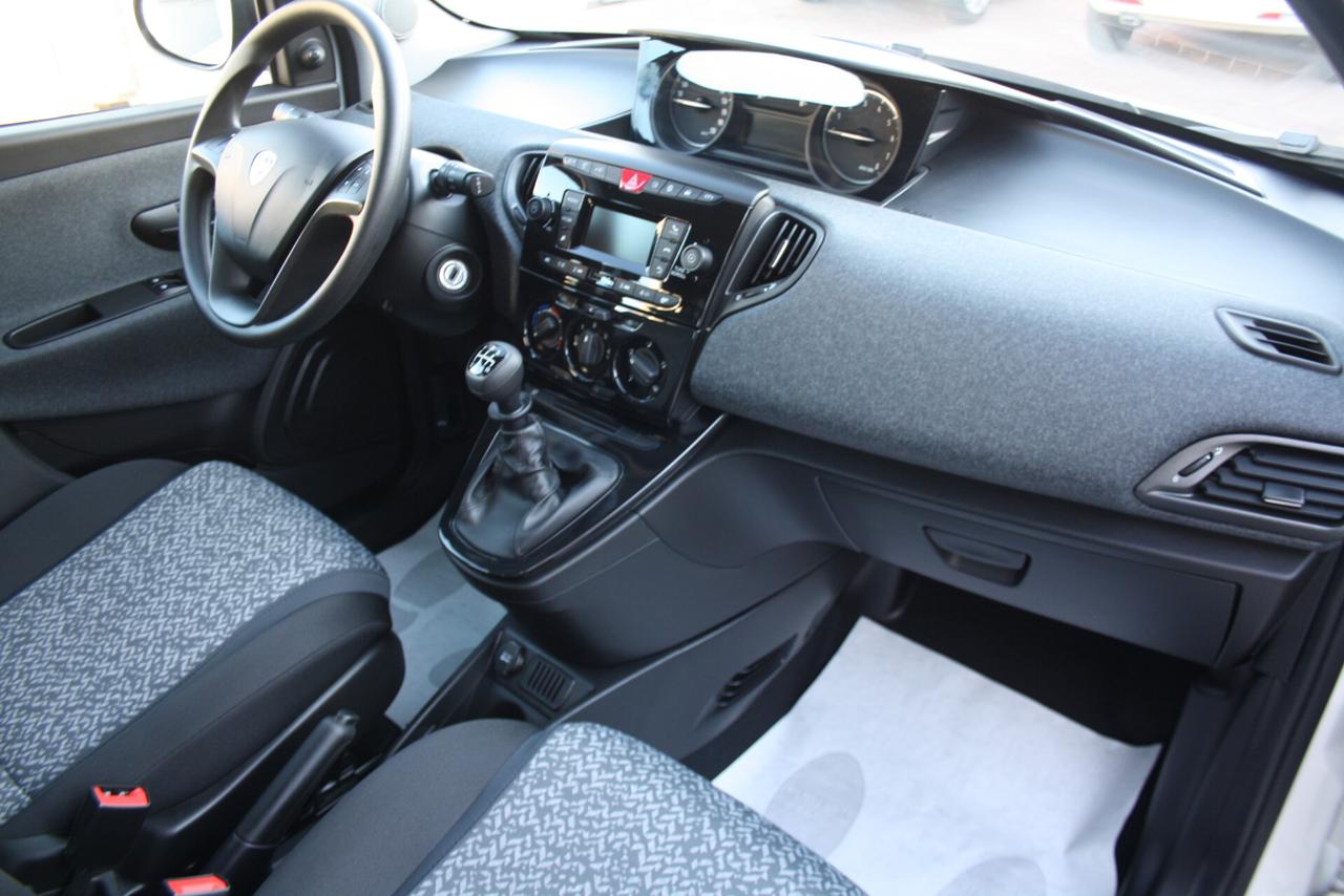 LANCIA YPSILON 1.0 HYBRID 70CV " 878KM "