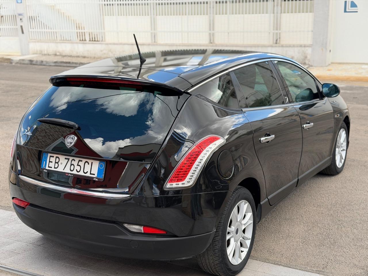 Lancia Delta 1.6 MJT 120 cv Oro-PELLE-CLIMA