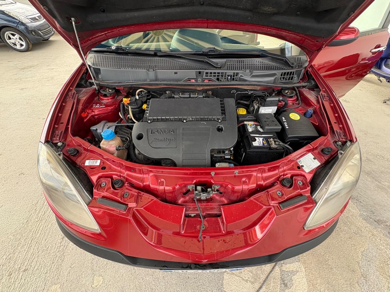 Lancia Ypsilon 1.3 Multijet 16V Argento
