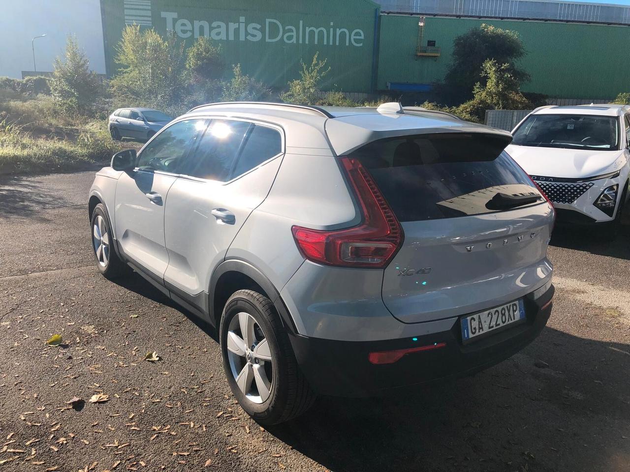 Volvo XC40 D3 AWD Geartronic Momentum
