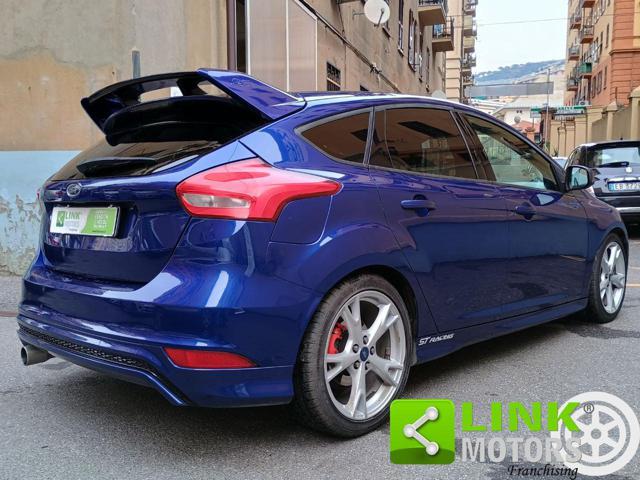 FORD Focus 1.5 TDCi 120 CV Start&Stop Powershift ST Line