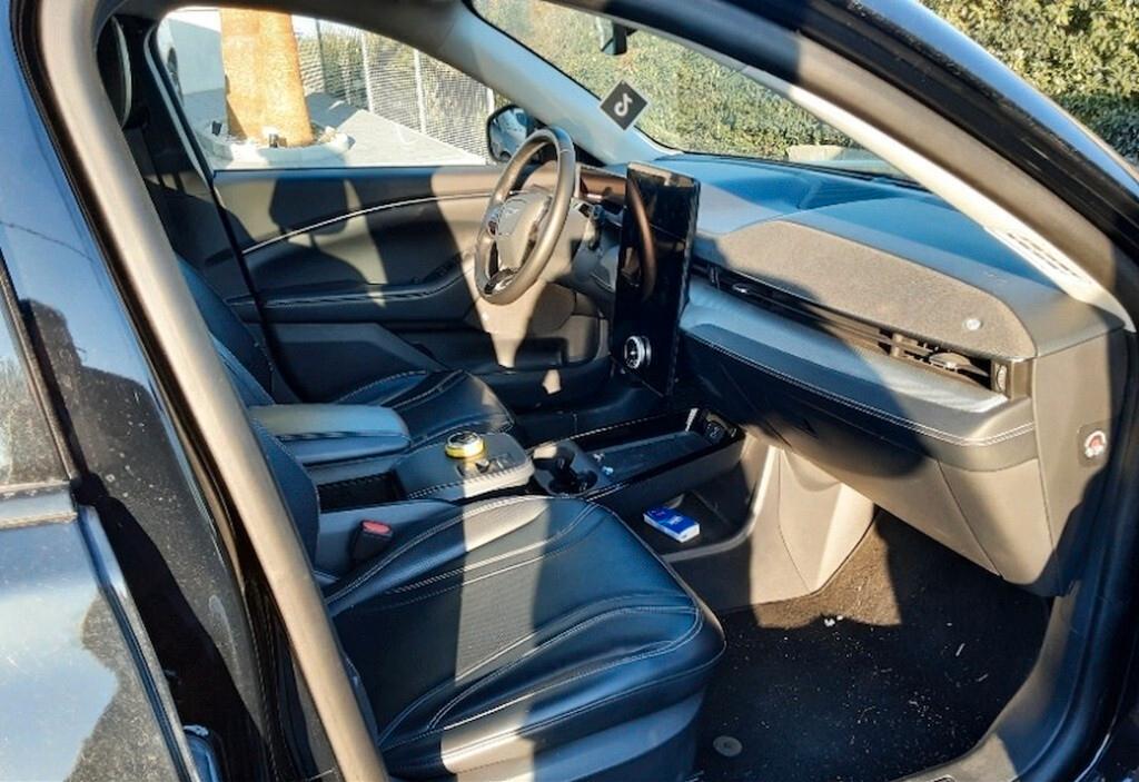 FORD MUSTANG MACH-E STANDARD RANGE 269CV ( FARI LED - PELLE - PARK ASSIST - NAVI - MIRROR - ADAPTIVE CRUISE - TELECAMERA 360 )