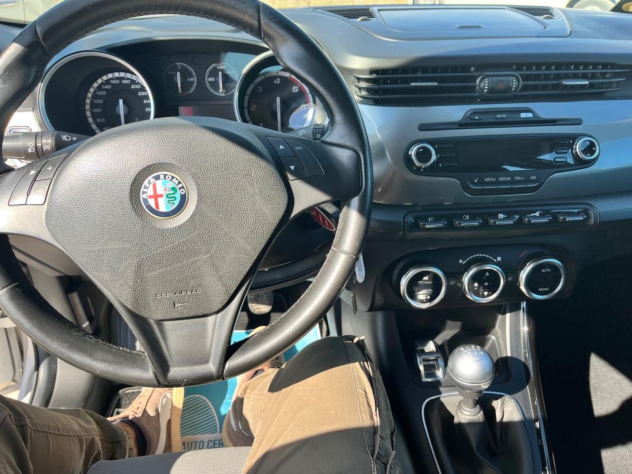 Alfa Romeo Giulietta 1.6 JTDm-2 105 CV Distinctive