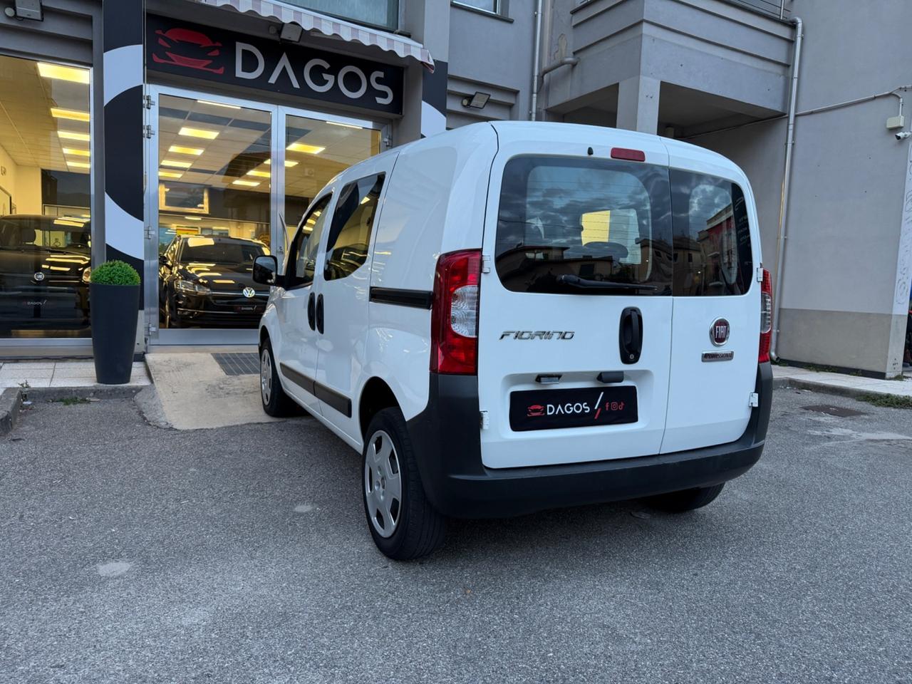 Fiat Fiorino AUTOCARRO 5 posti