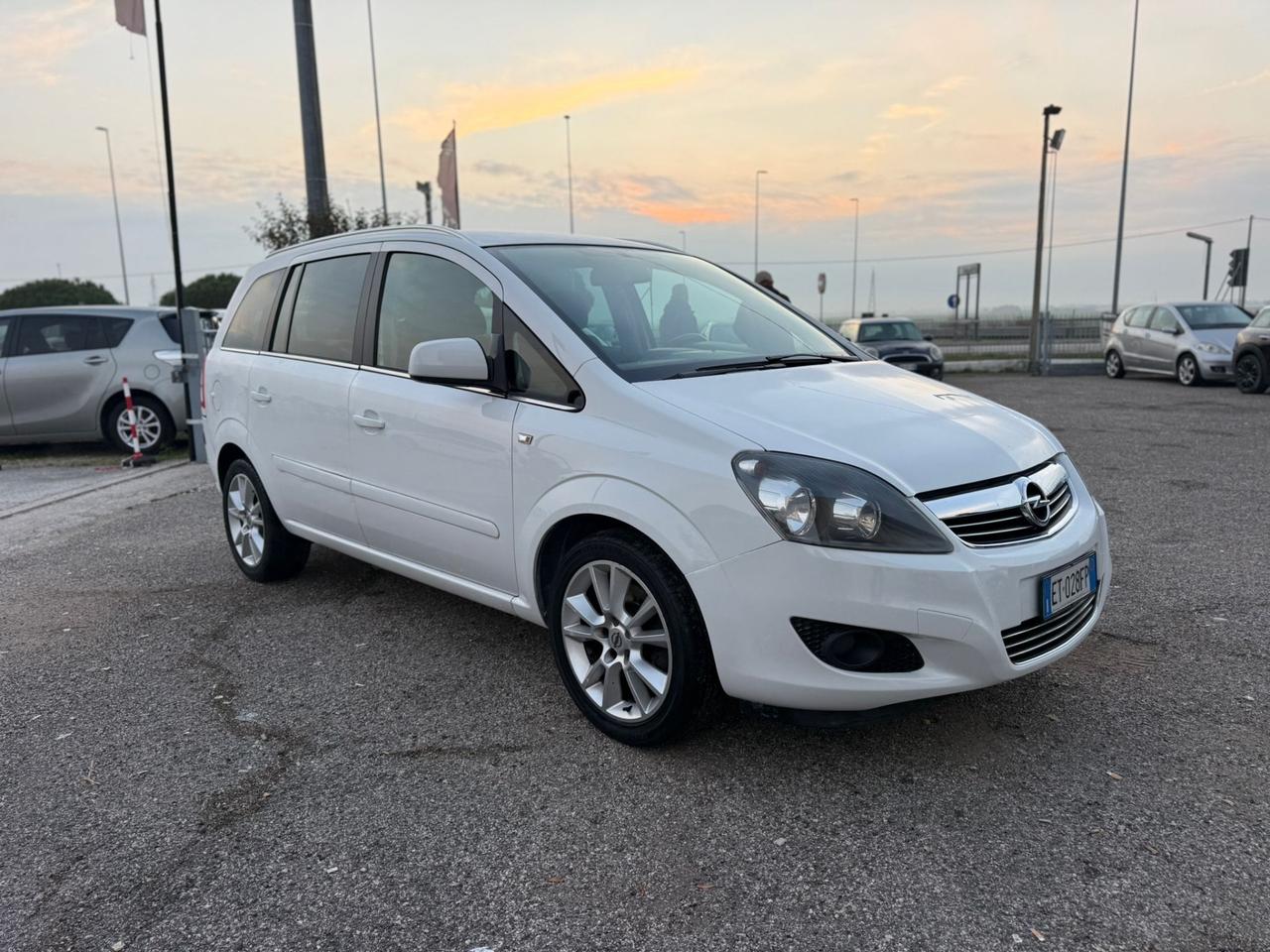 Opel Zafira 1.6 16V ecoM 150CV Turbo One