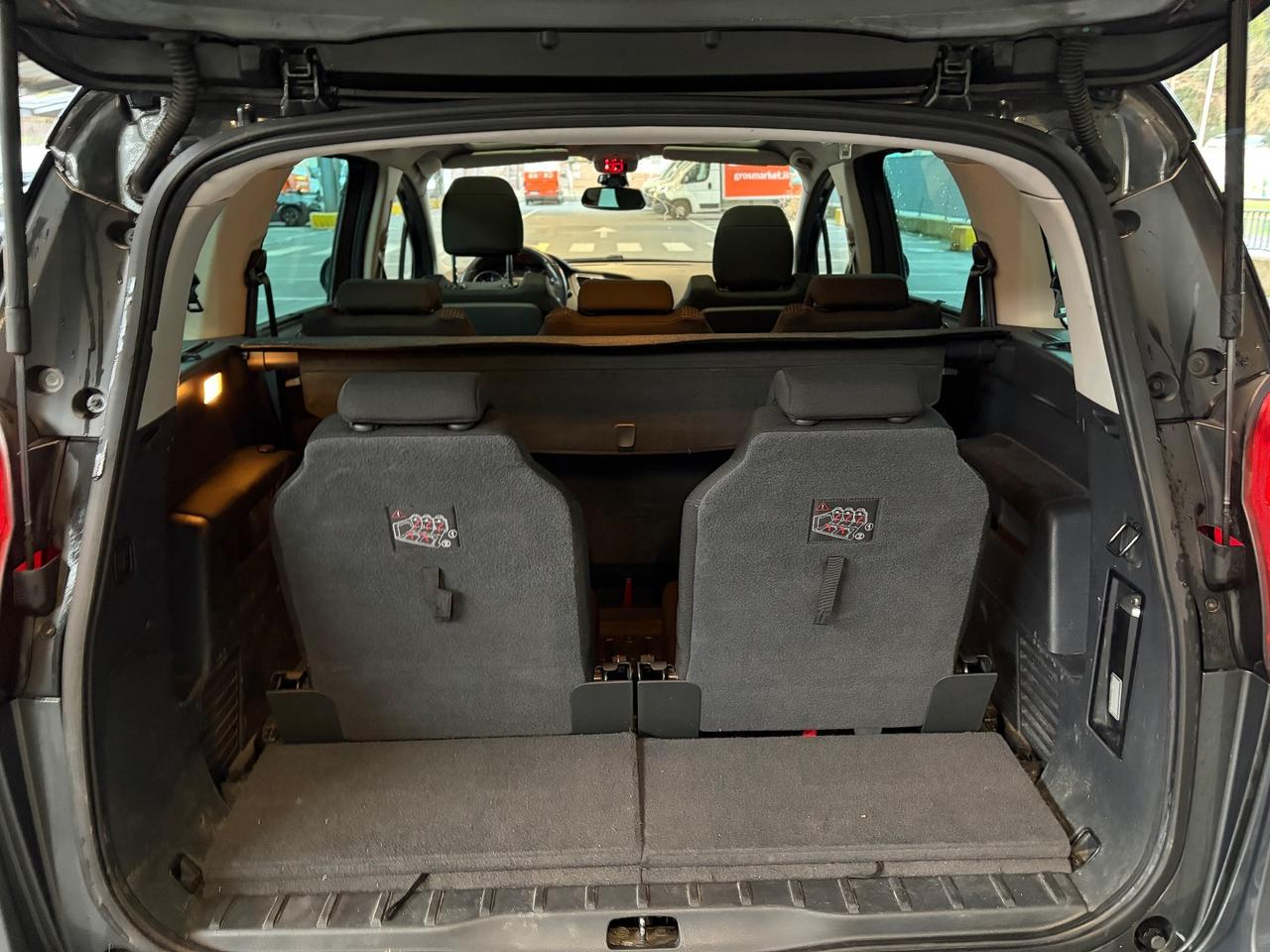 Peugeot 5008 2.0 HDi 150CV euro5 - 2010 7 posti