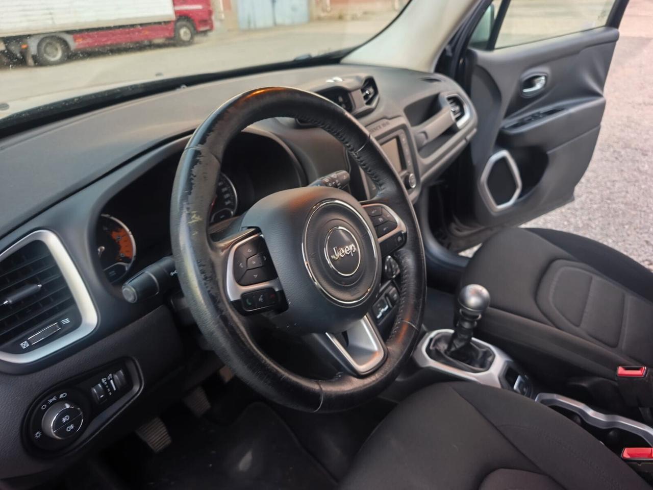 Jeep Renegade 2016---1.6 Diesel