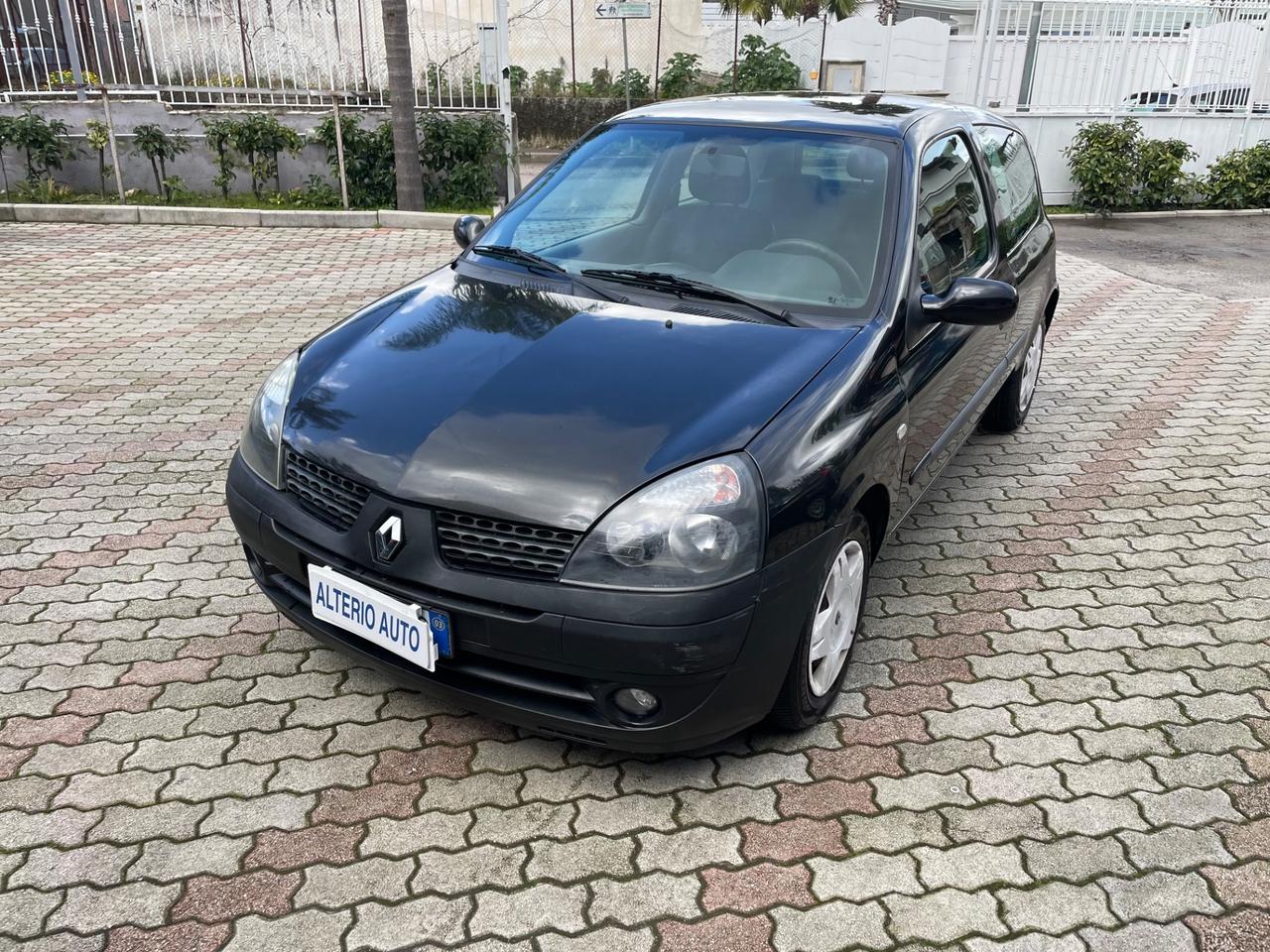 Renault Clio 1.5 dCi 65CV cat 3 porte Access Authentique