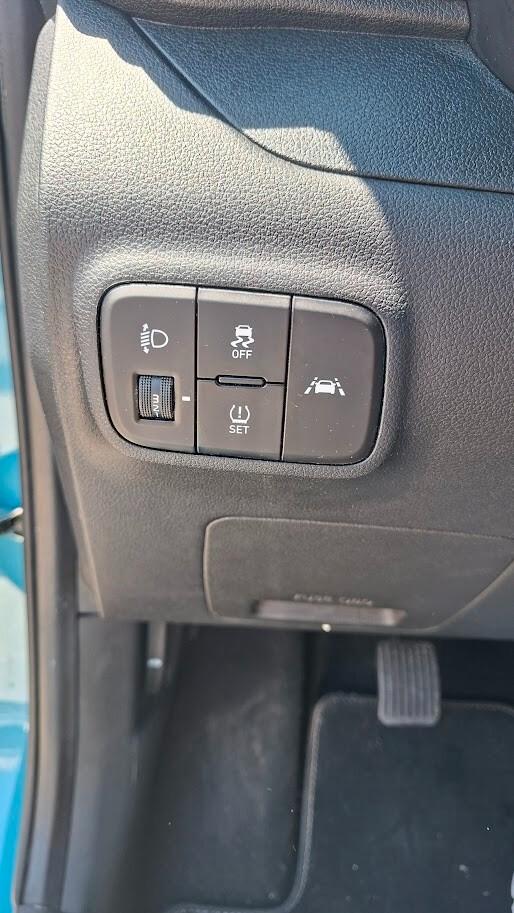 Hyundai i10 1.0 Benzina con telecamera 2020