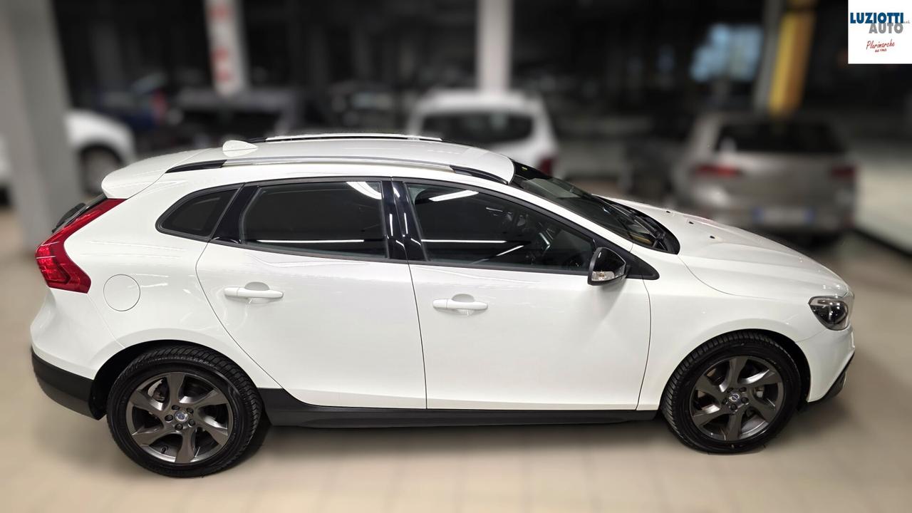 Volvo V40 Cross Country D2