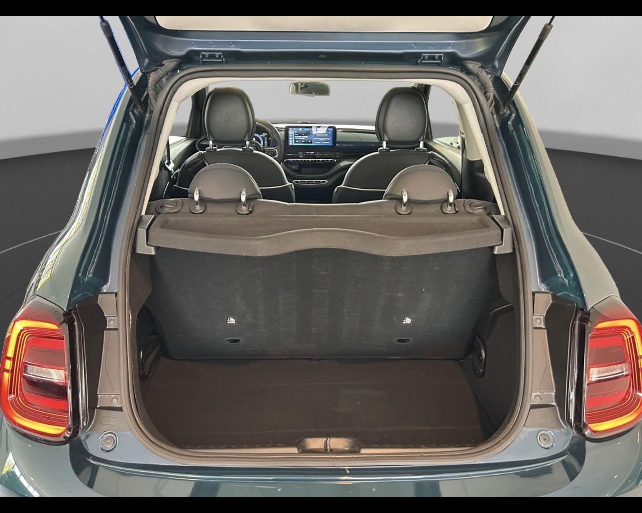 FIAT 500e - 500e 23,65 kWh