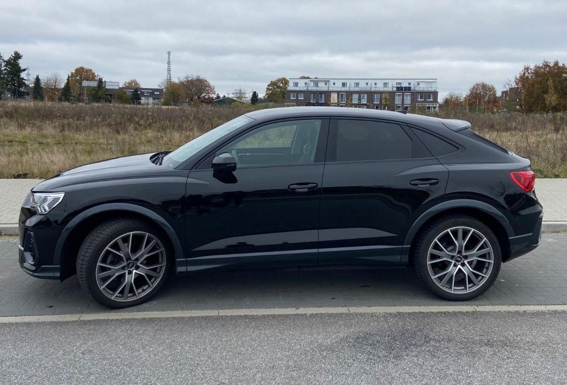 Audi Q3 SPB 35 TFSI S line edition 20 “ black pack