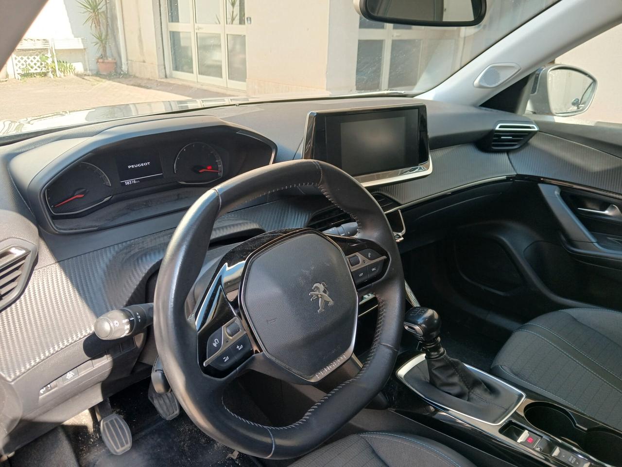 Peugeot 2008 Benzina Gancio traino