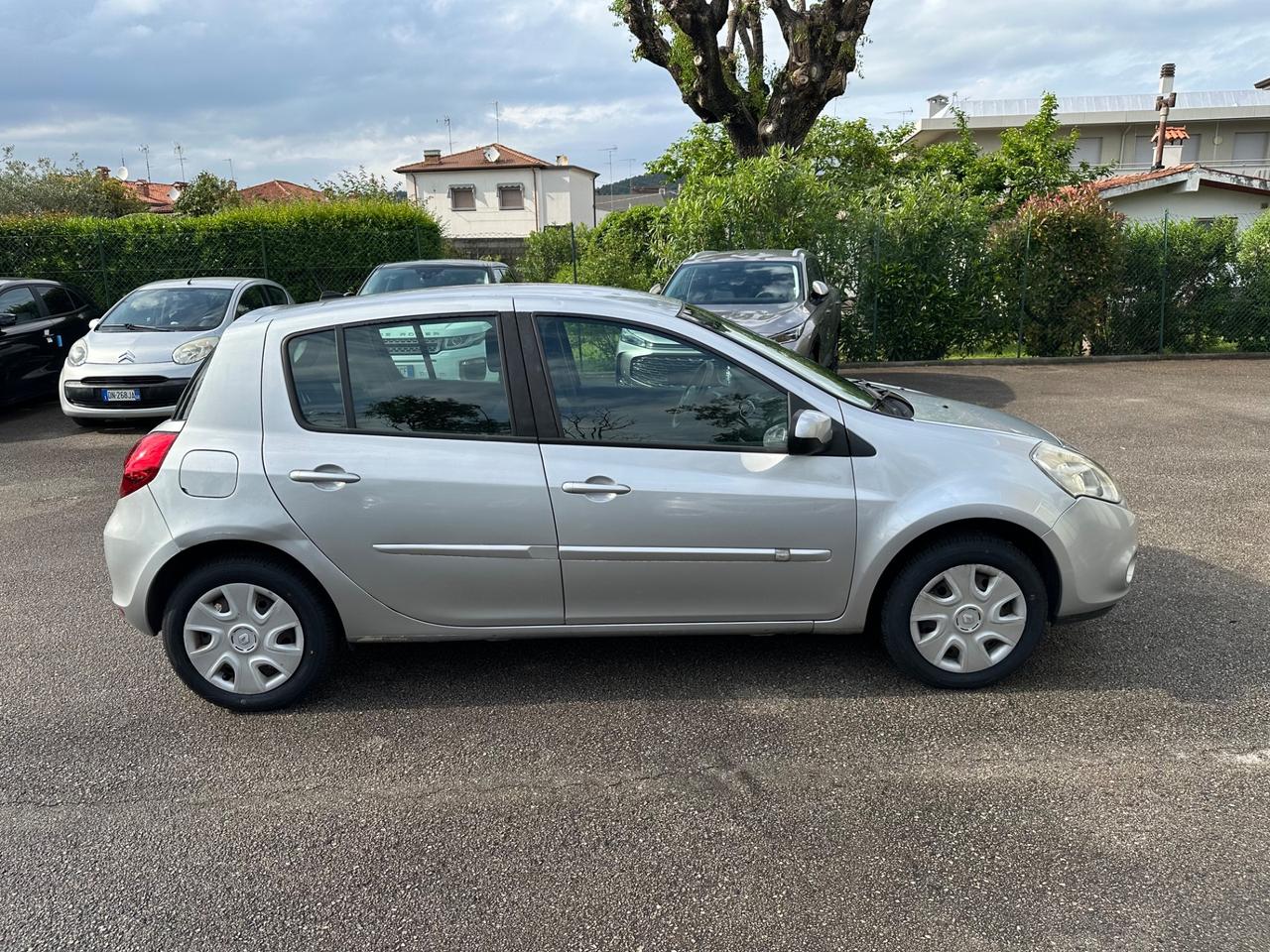 Renault Clio 1.2 5p Dynamique 2010 - Neopatentati