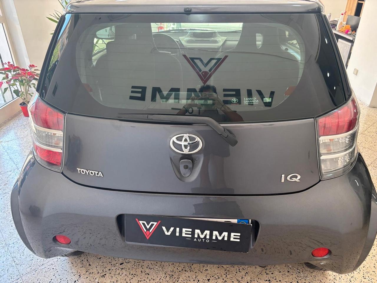 Toyota iQ 1.0 CVT Lounge