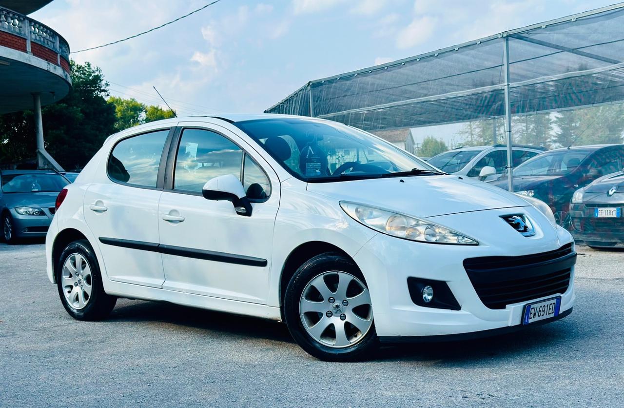 Peugeot 207+ 2014 1.4 HDi OK NEOPATENTATI ! ! !