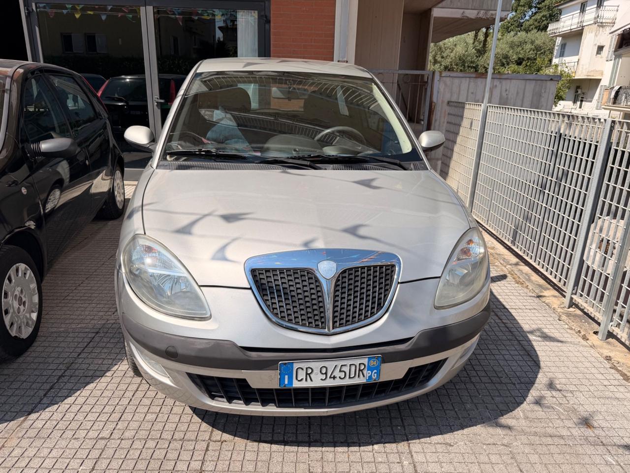Lancia Ypsilon 1.2 16V Argento
