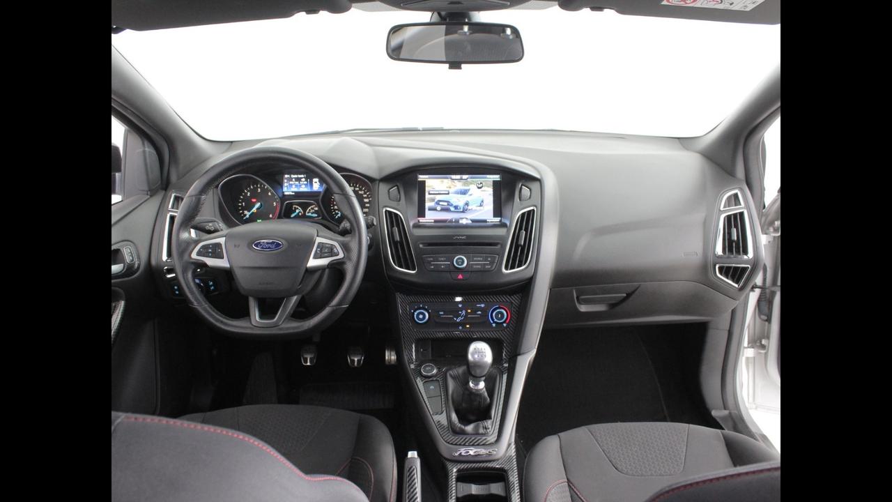FORD Focus IV 2015 - Focus 5p 1.5 tdci ST-Line s&s 120cv powershift