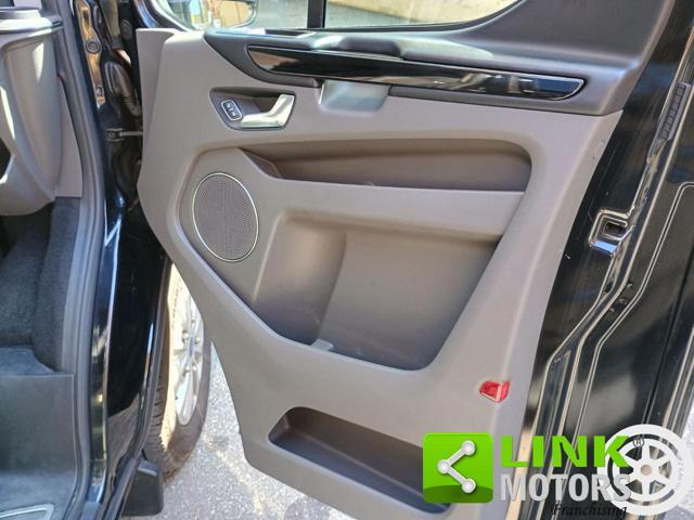 FORD Transit Custom 320 2.0 TDCi 170 PC Combi Trend
