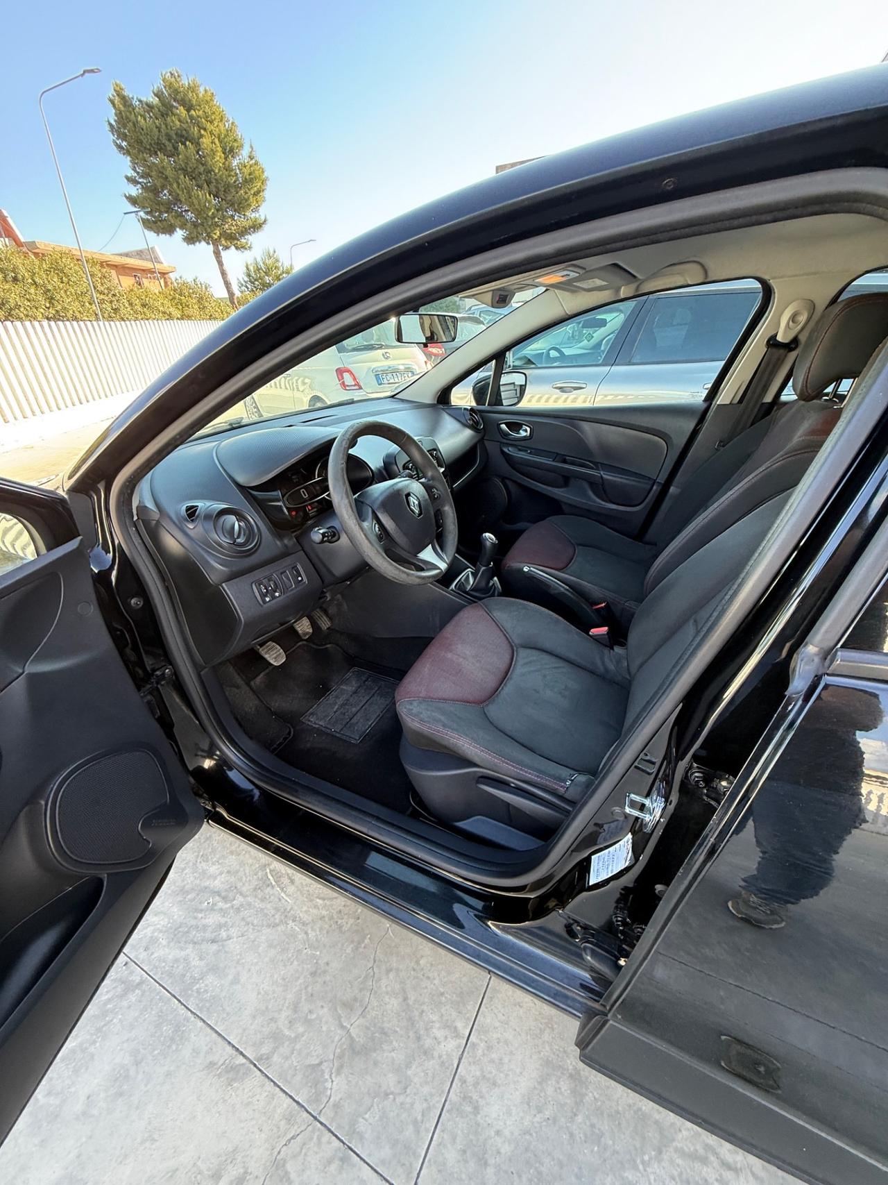Renault Clio 1.5 dCi 8V 75CV 5 porte Live