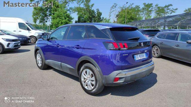 PEUGEOT 3008 3008 AUTOM 1.5 bluehdi Business s TG : GC806FJ