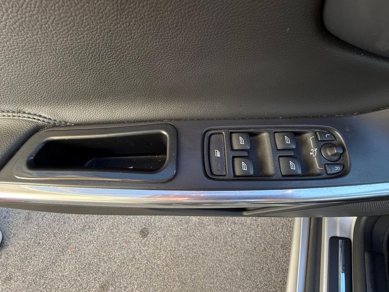 Volvo XC 60 Business 2.0 D4 #8045