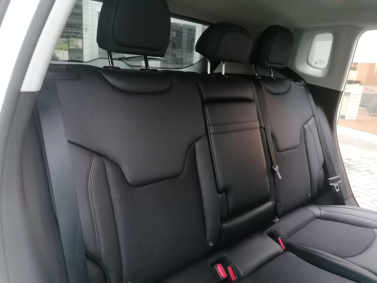 Jeep Compass 1.3 turbo t4 phev Trailhawk 4xe auto